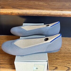 Gray Flats with Rounded Toe and Textured Fabric